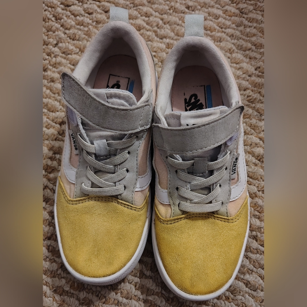 Vans Kids Low-Top Sneakers in Yellow and Gray
